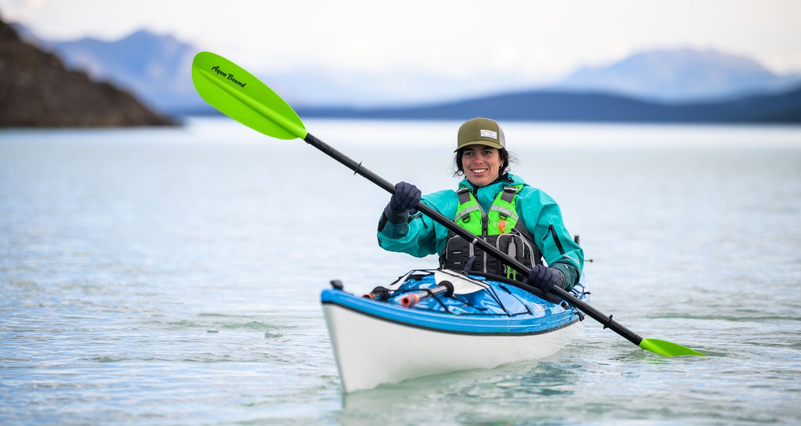 The Benefit of High-Visibility Kayak Blades