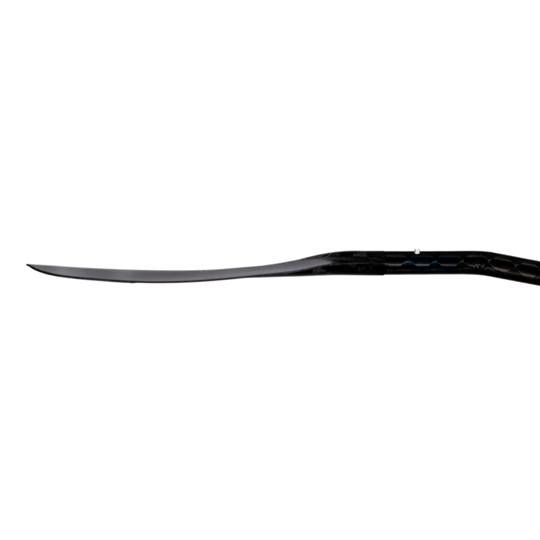 Left Blade, side profile blade thickness of Aerial Minor Carbon Fiber In A 4-Piece Crank Shaft whitewater kayak paddle Four-piece breakdown stainless steel snap-buttons at blades